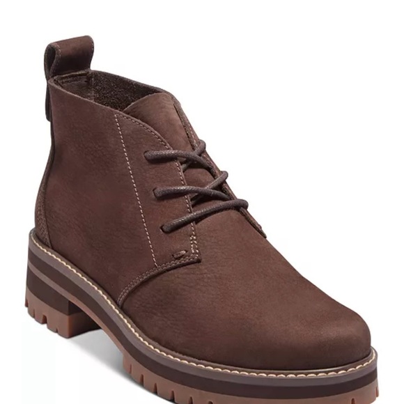 Timberland Shoes - TIMBERLAND Courmayeur Valley Desert Lug Sole Boots Women’s size 9 NWOT